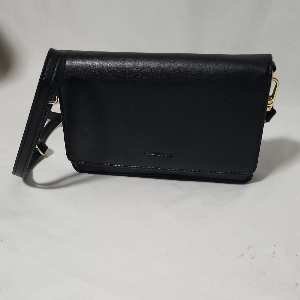 Elegant Black Crossbody Bag by